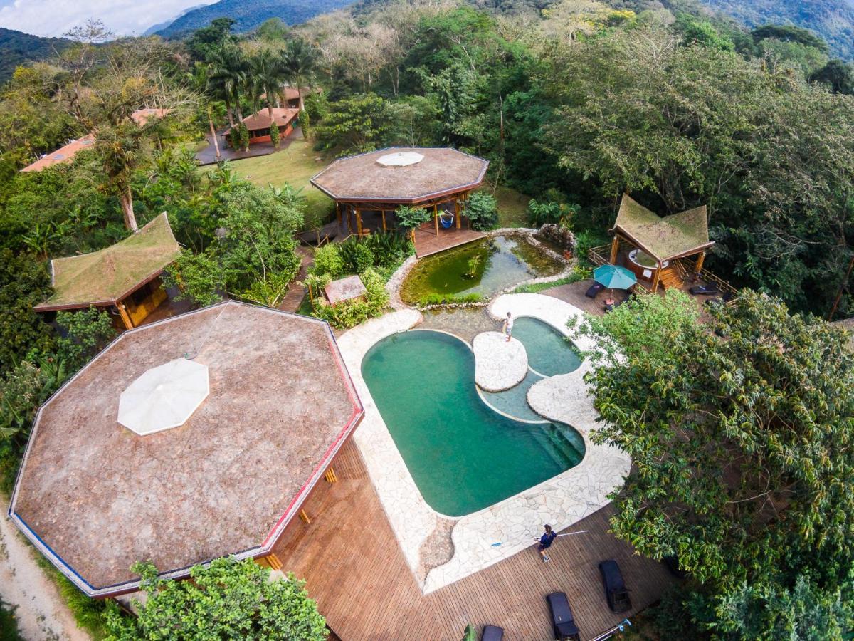 Banana Bamboo Ecolodge Ubatumirim エクステリア 写真